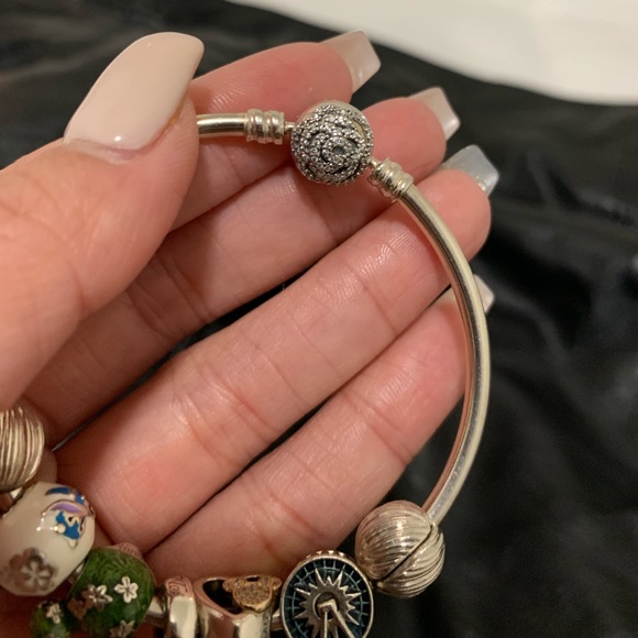 Pandora Disney charms and Bracelet - Picture 3 of 3